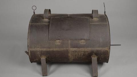 Tin oven