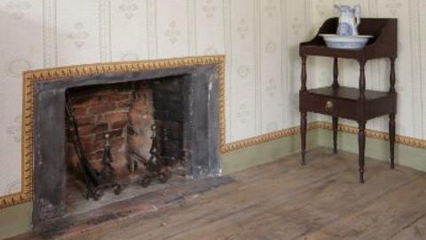Middle chamber