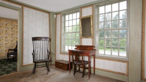 Middle chamber