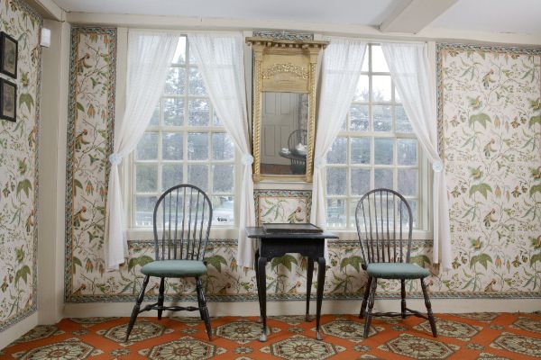 sittingroom-main.jpeg