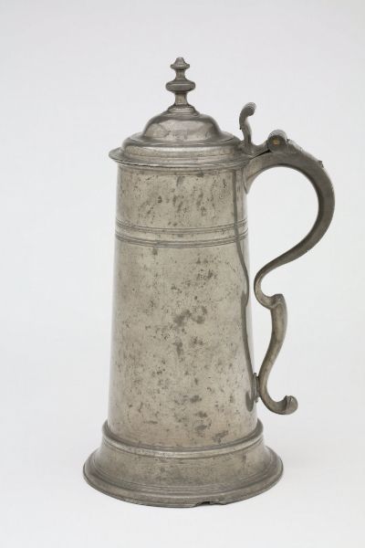 Pewter flagon